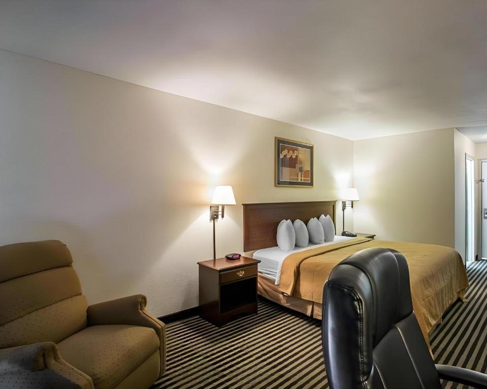 Quality Inn Columbia Airport West Columbia Εξωτερικό φωτογραφία