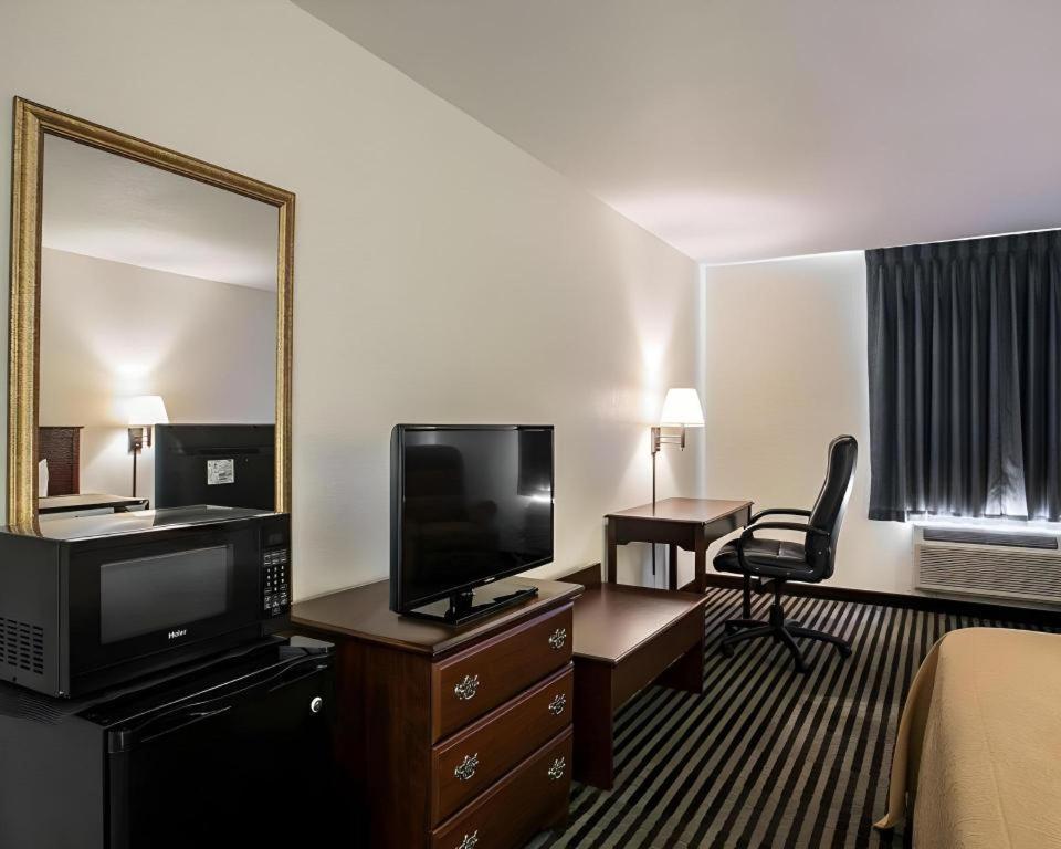 Quality Inn Columbia Airport West Columbia Εξωτερικό φωτογραφία
