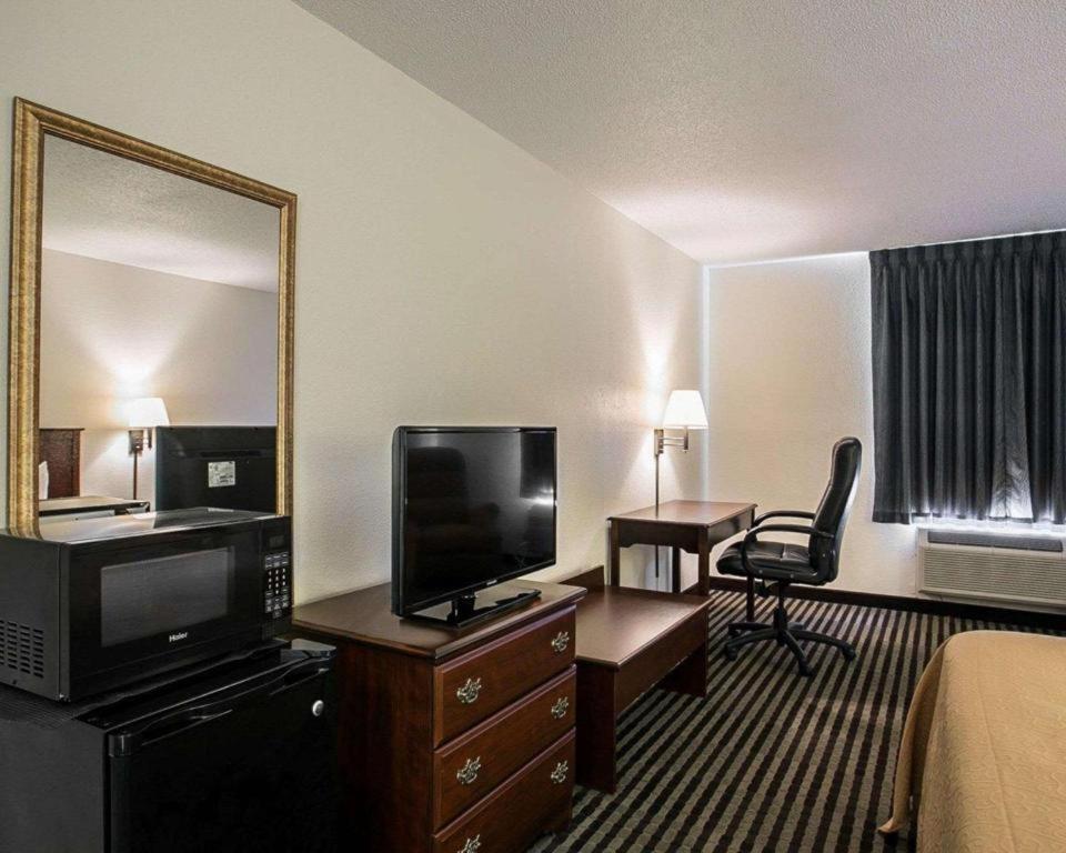 Quality Inn Columbia Airport West Columbia Εξωτερικό φωτογραφία